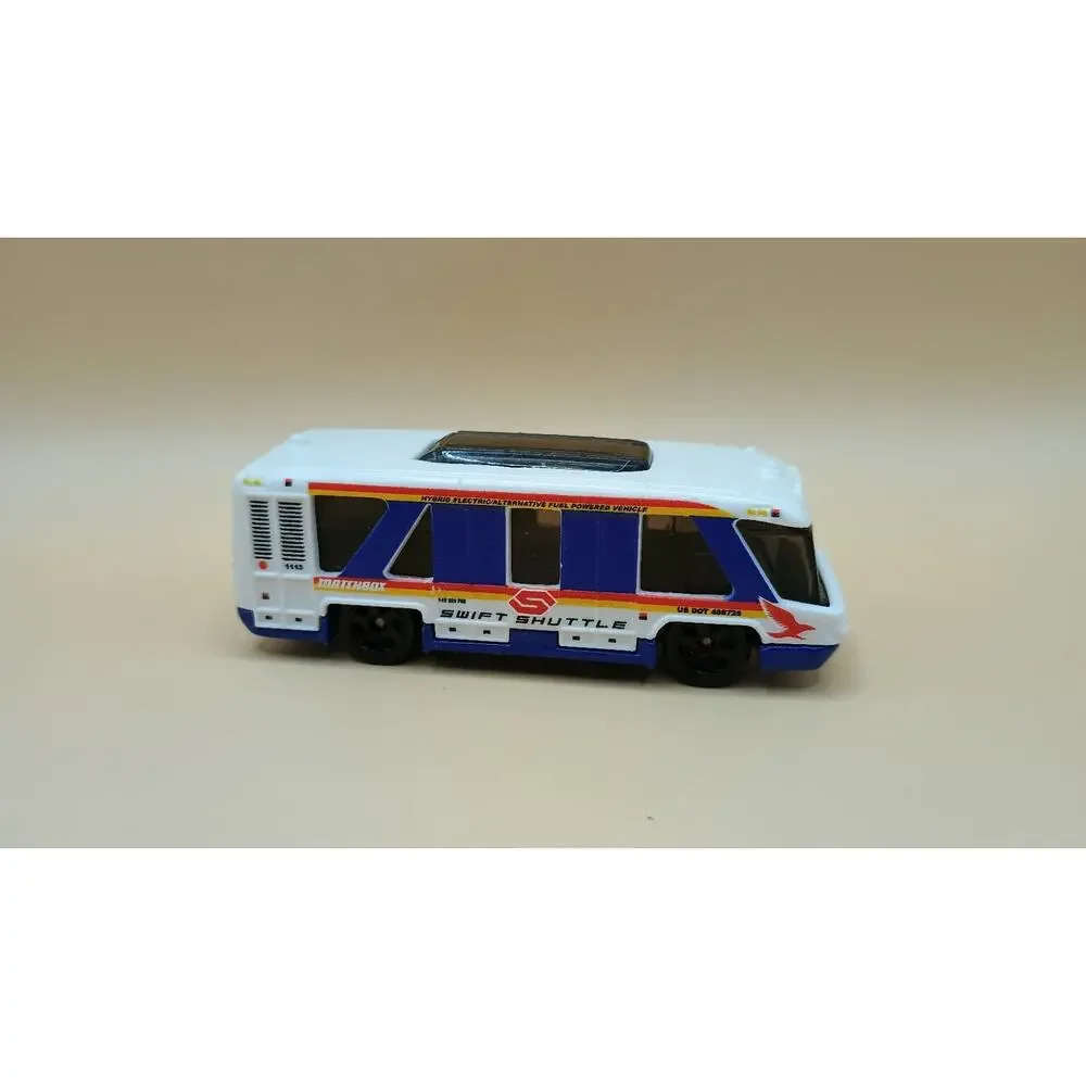 Van / Sports Car / Matchbox Swift Shuttle #H20